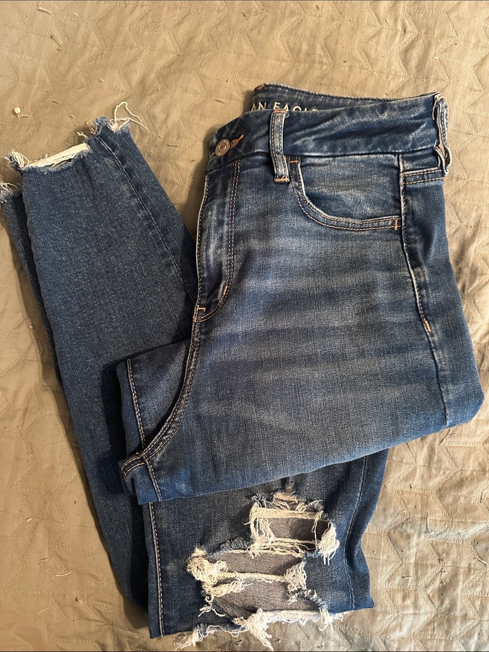 American Eagle Outfitters Ripped Skinny Jeans - Medium Blue